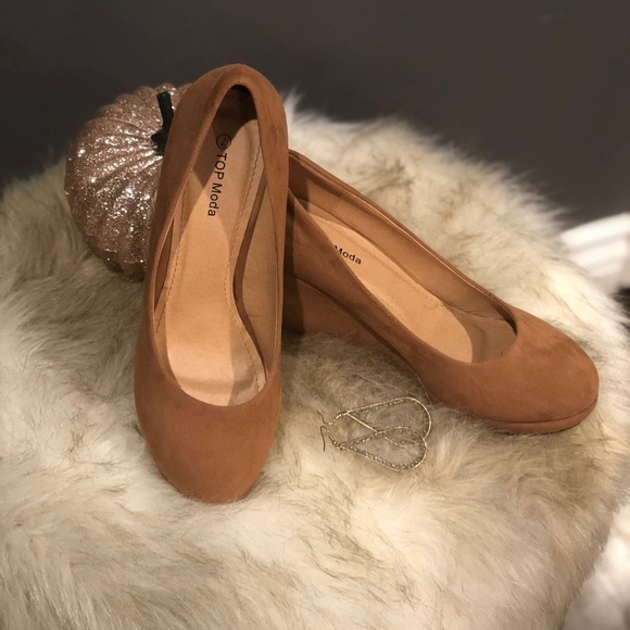 TOP Moda Shoes - Top Moda camel wedge heels